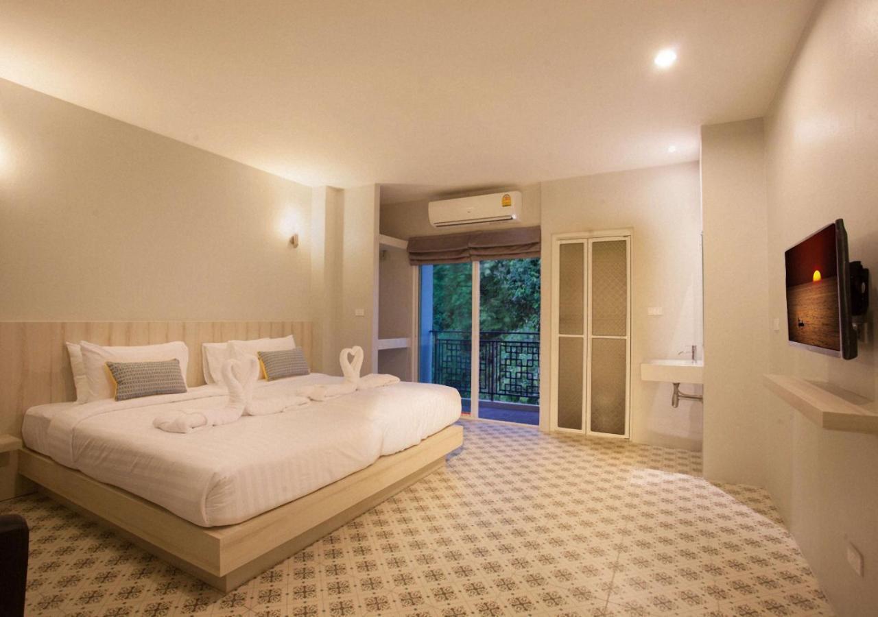 Nature Pine Phuket เนเชอร์ไพน์ภูเก็ต Rawai Zewnętrze zdjęcie